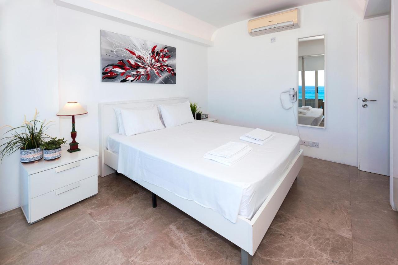 Apartment Marina - Beachfront Protaras Zewnętrze zdjęcie
